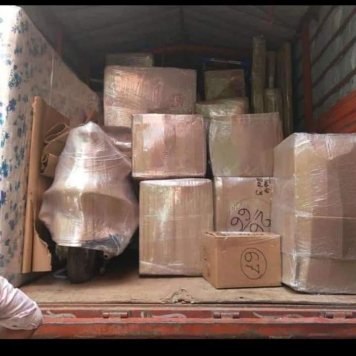 Express Logistics Packers And Movers logo